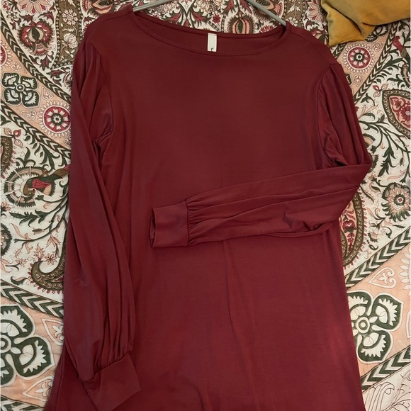 8 DRESSES - Picture 6 of 8